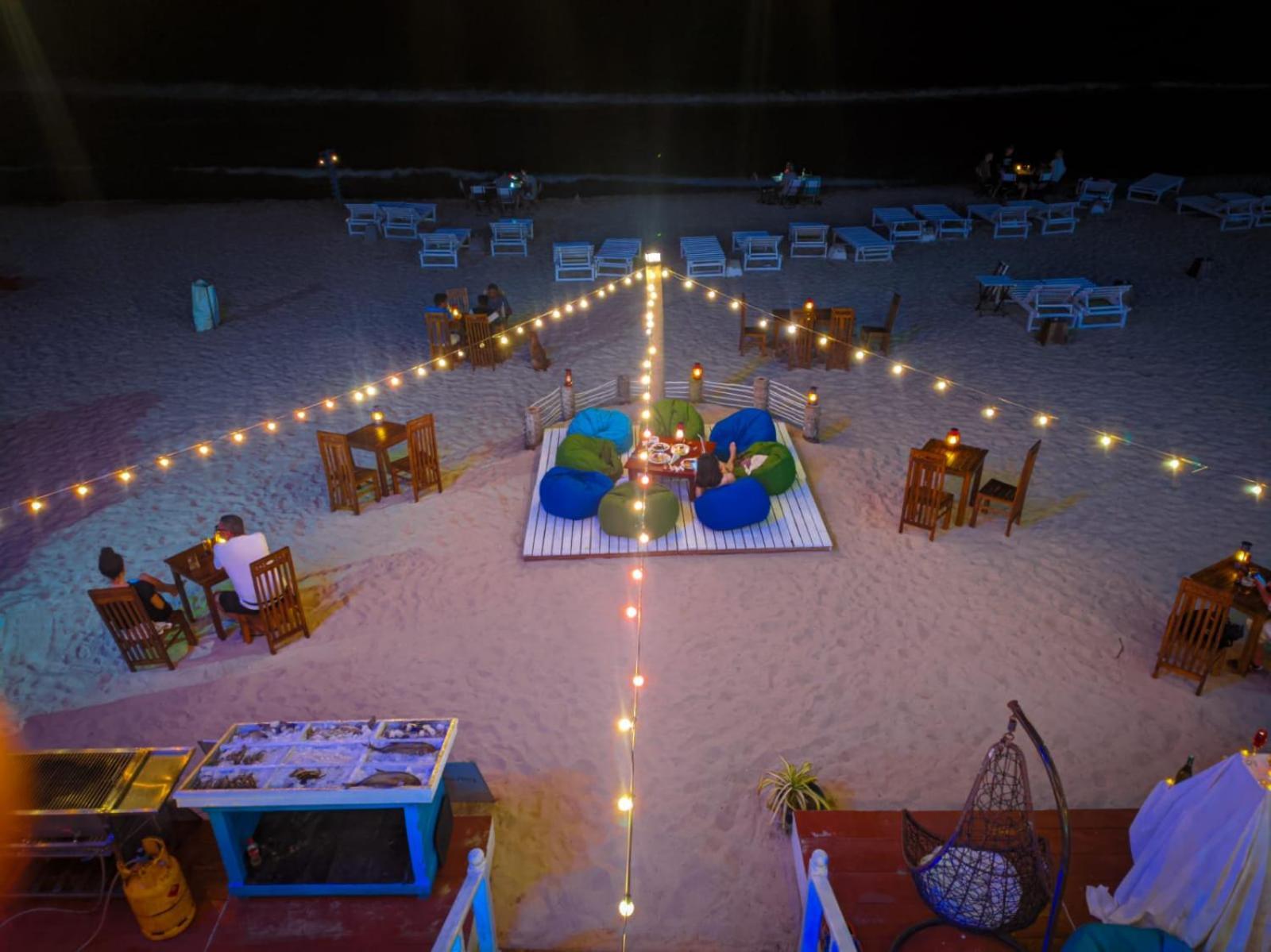 Blue Sand Beach Resort Triquinimale Exterior foto