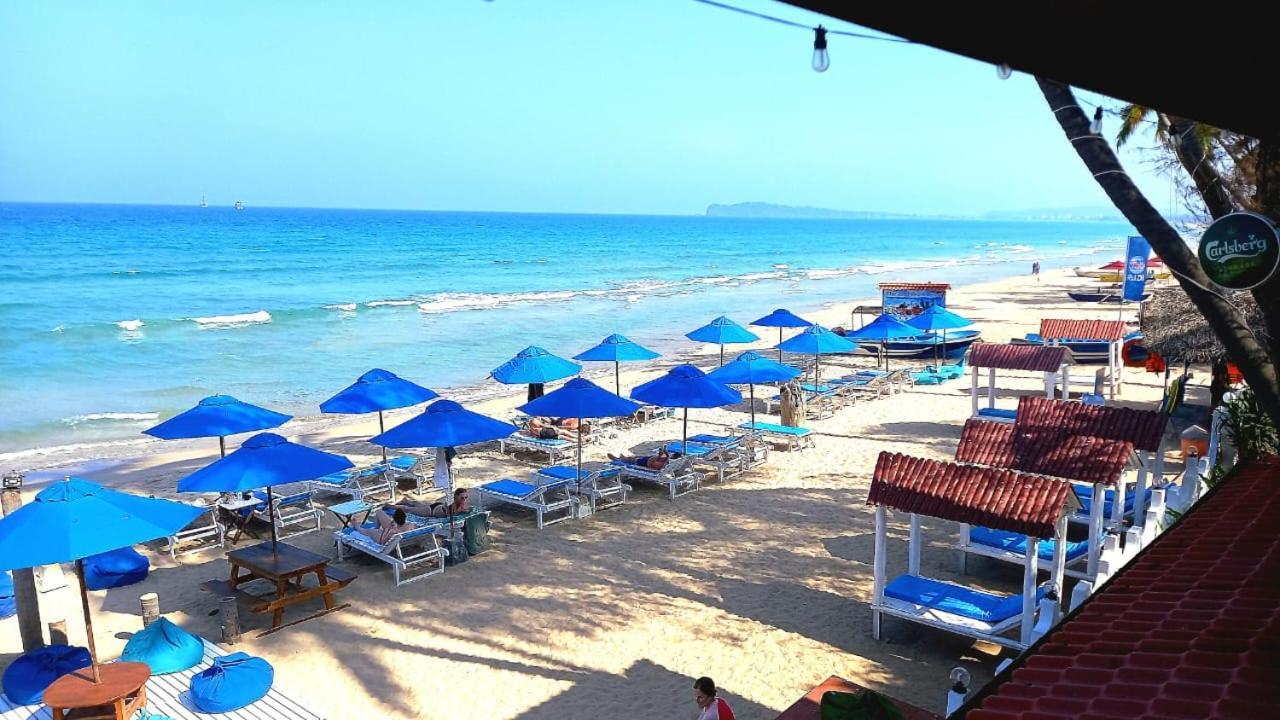 Blue Sand Beach Resort Triquinimale Exterior foto